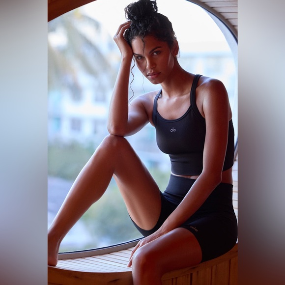 ALO Yoga Other - Alo Seamless Ribbed Favorite Bra Tank